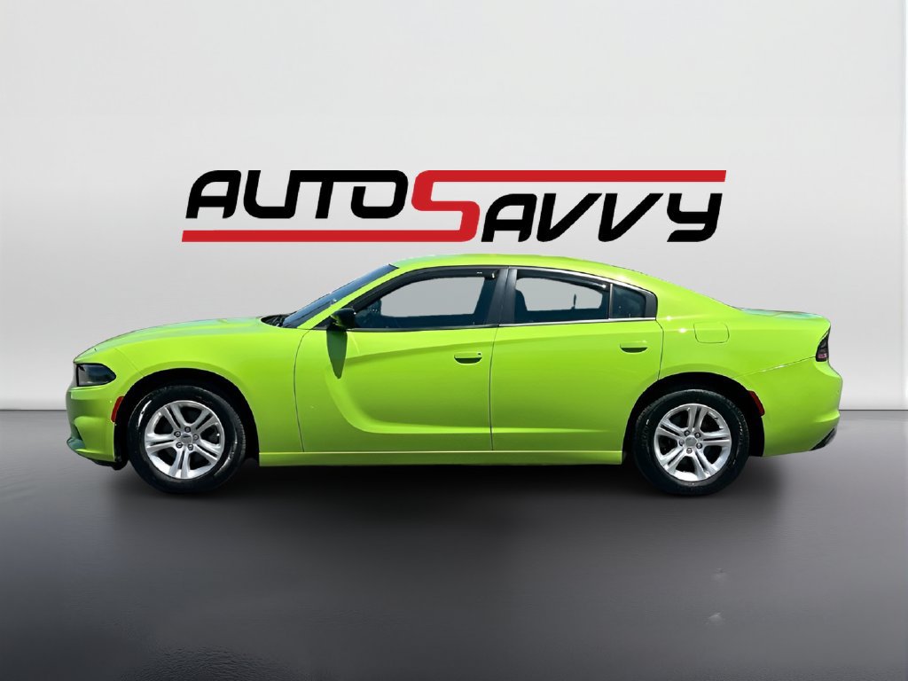 Used 2023 Dodge Charger SXT RWD image 4