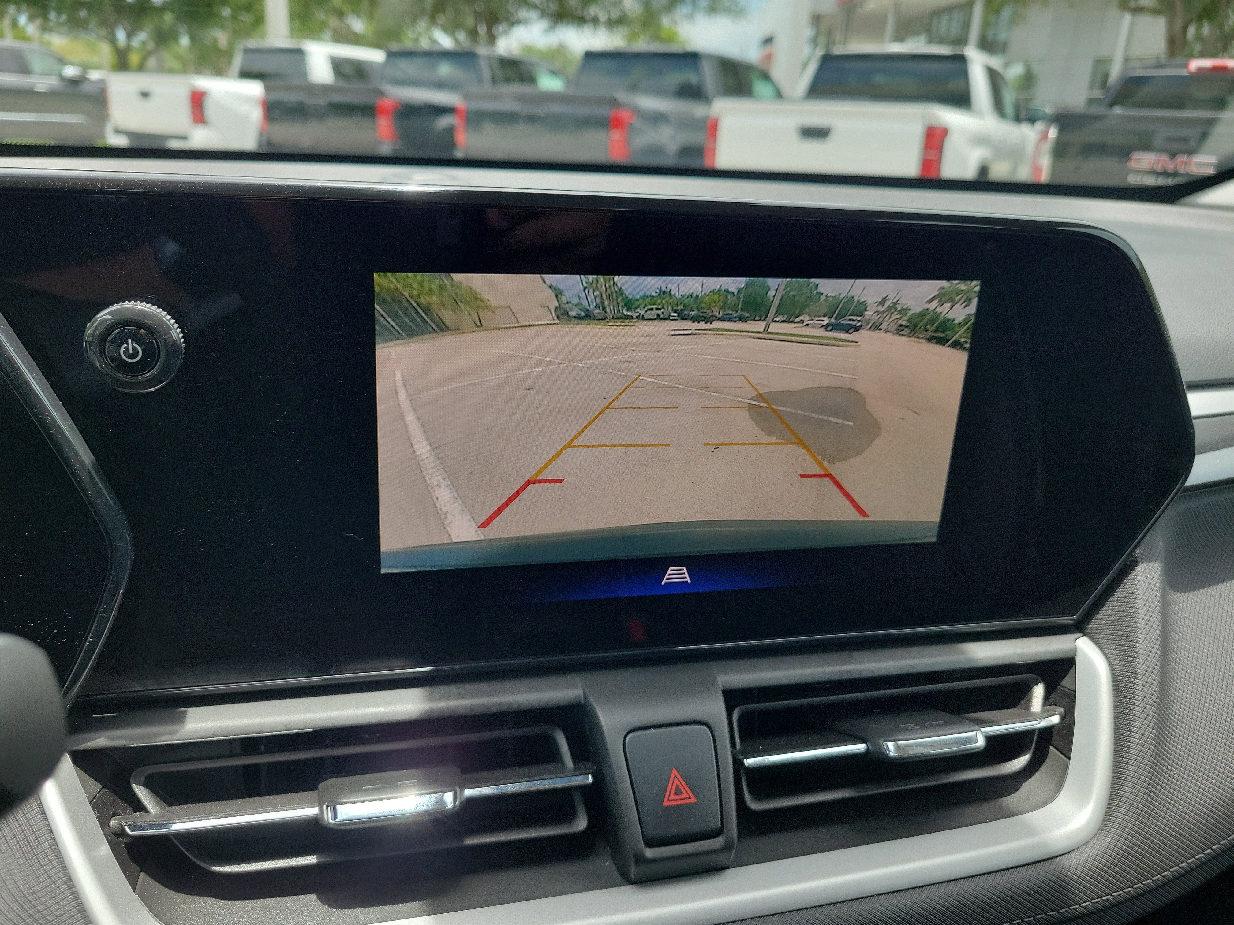 Used 2025 Chevrolet TrailBlazer LS FWD image 31