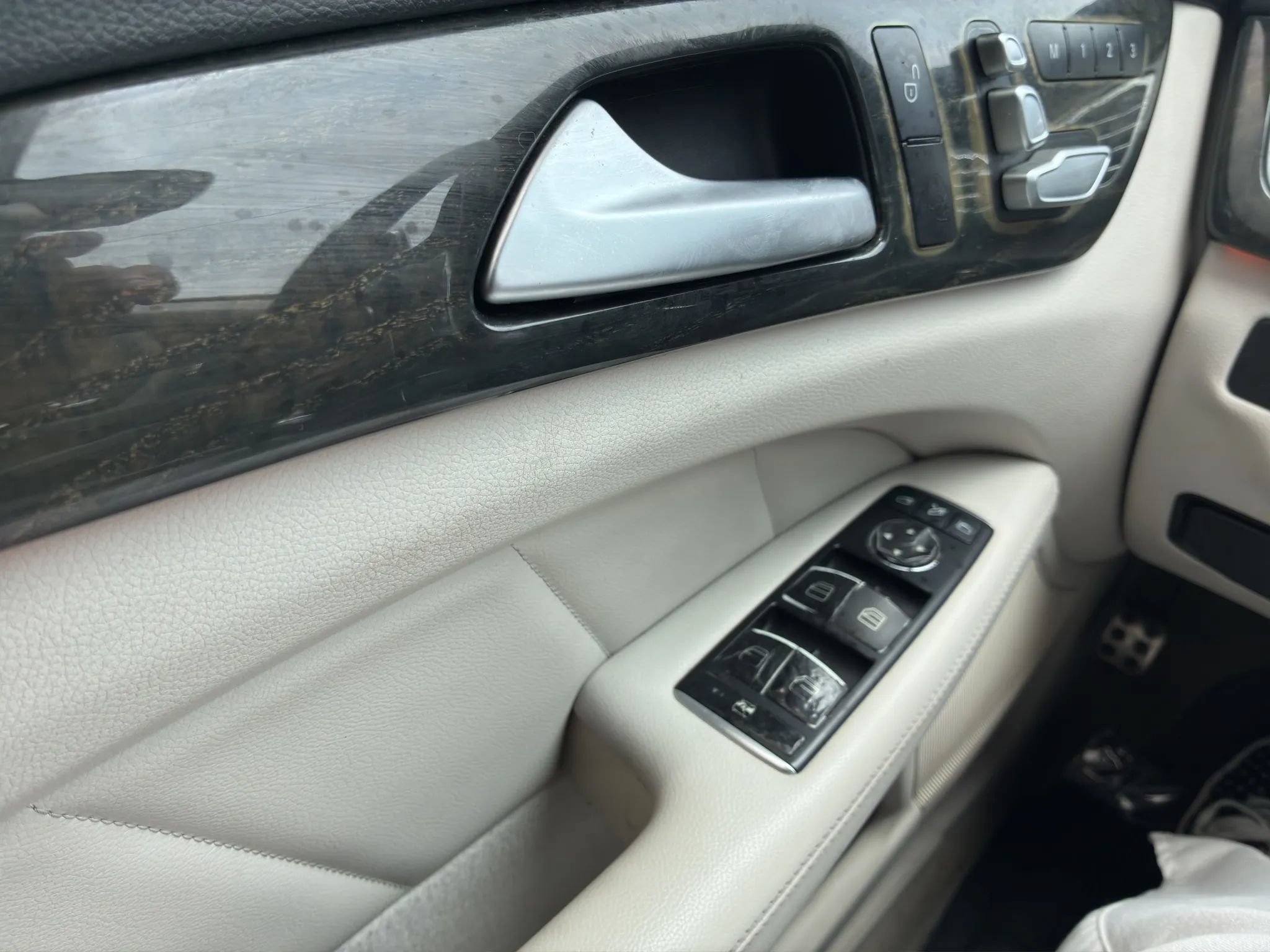Used 2015 Mercedes-Benz CLS 550 image 12