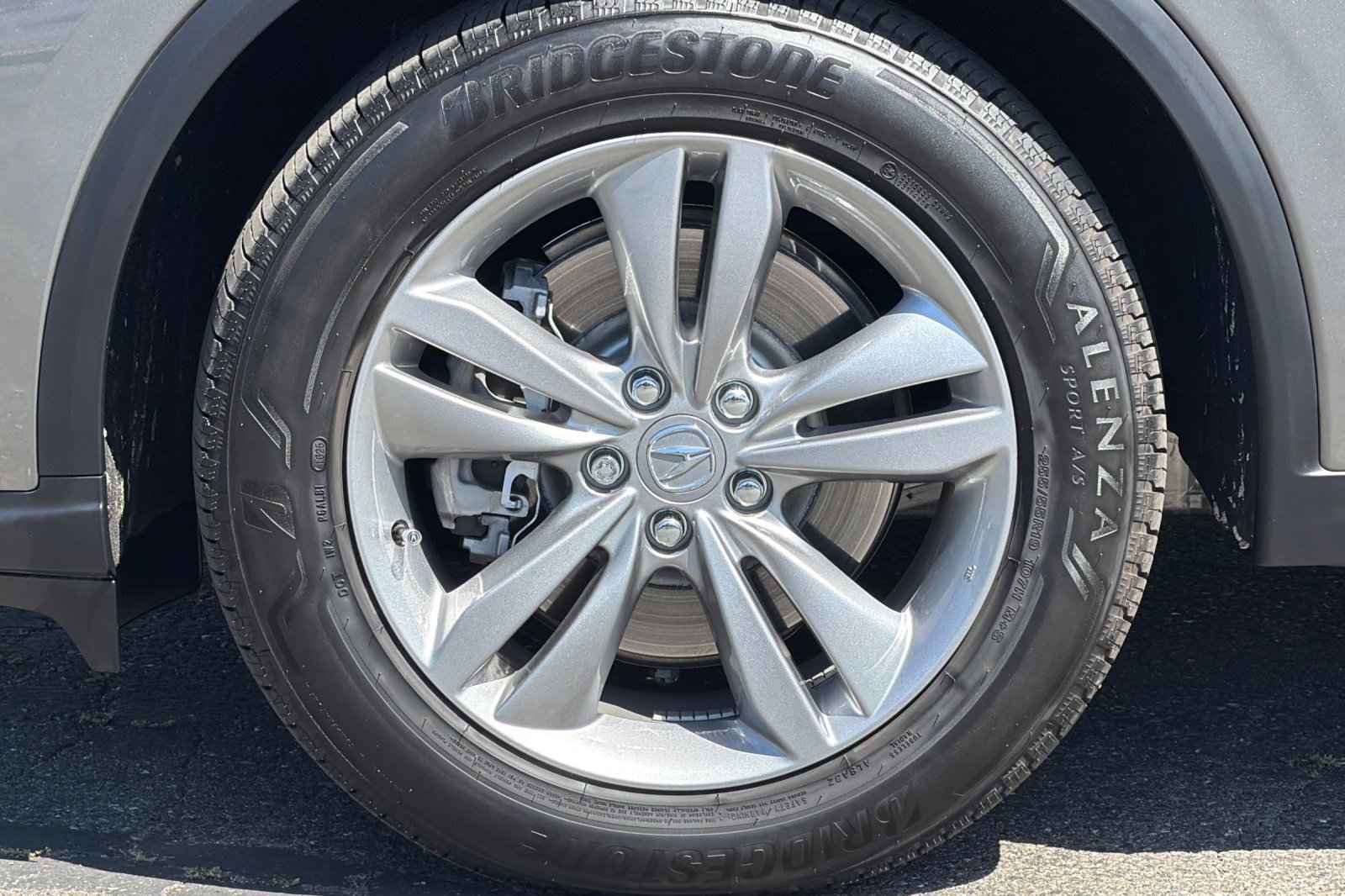 Used 2026 Acura MDX SH-AWD image 37