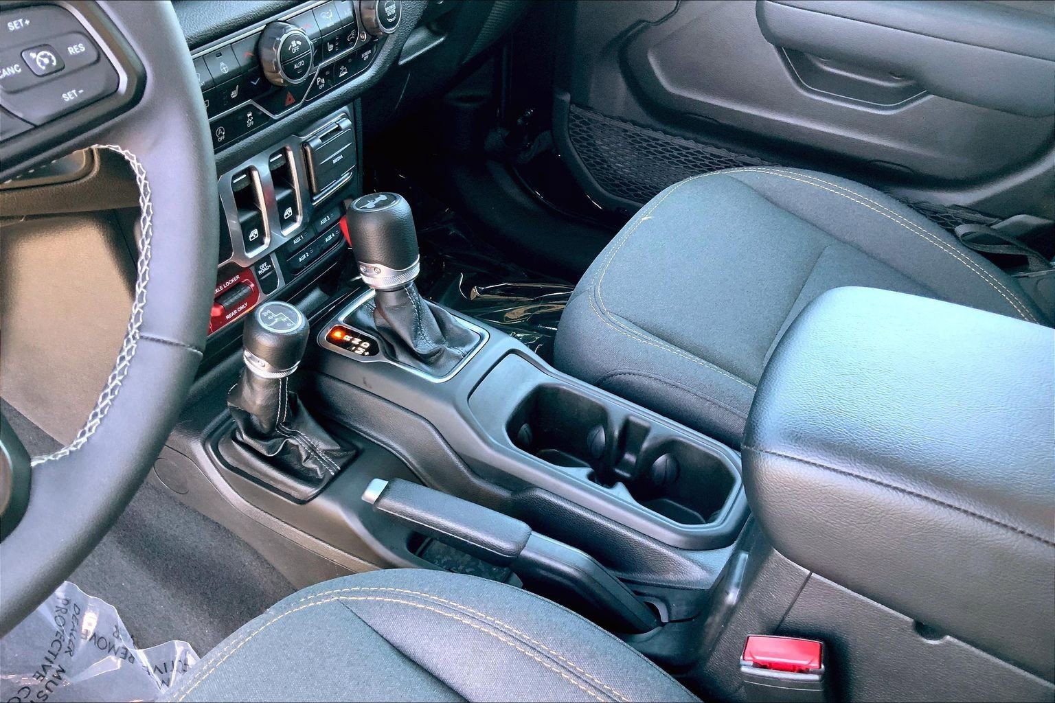 Certified 2025 Jeep Wrangler Sport image 16