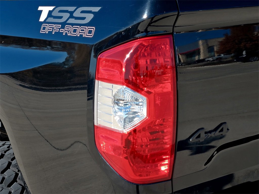 Used 2017 Toyota Tundra SR5 image 6