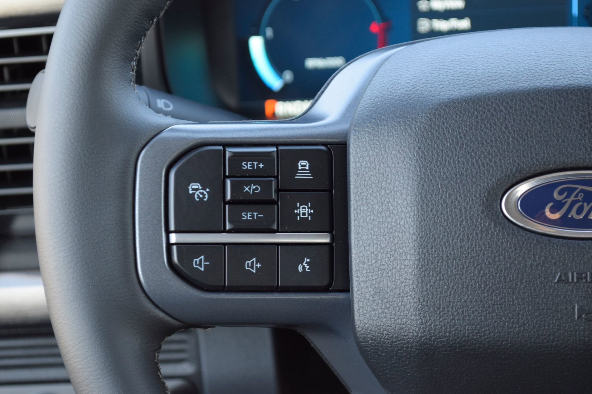 New 2026 Ford F350 Lariat w/ Lariat Ultimate Package image 9