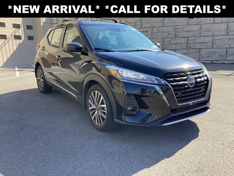 Used 2024 Nissan Kicks SR w/ Exterior Package image 1