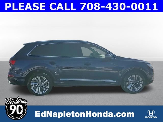 Used 2023 Audi Q7 2.0T Premium w/ Towing Package image 4