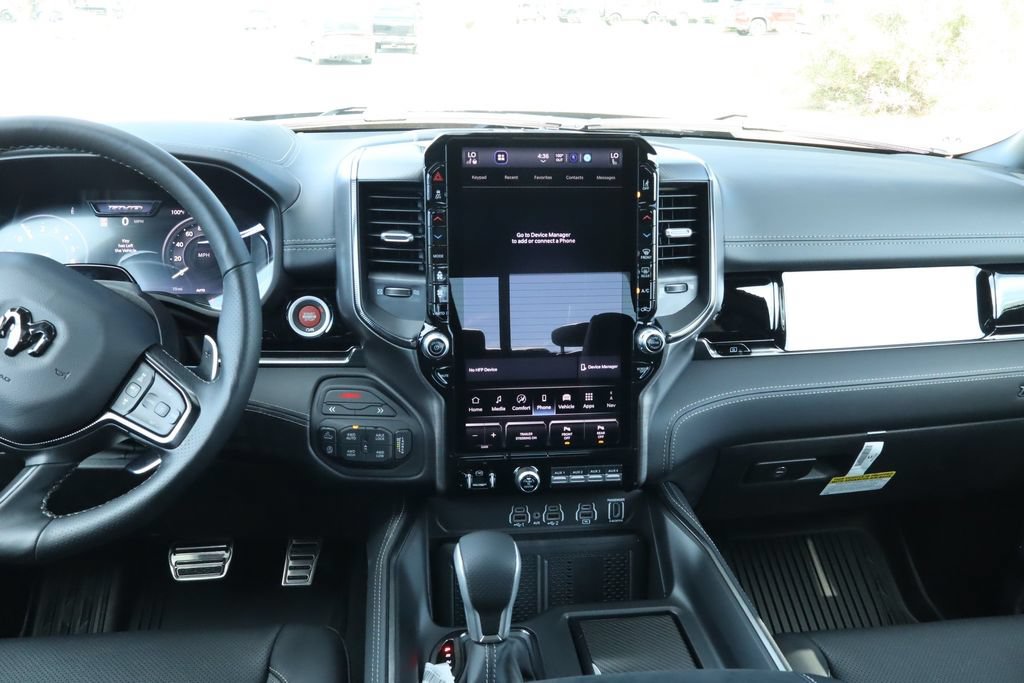 Used 2024 RAM 2500 Limited AWD/4WD image 25