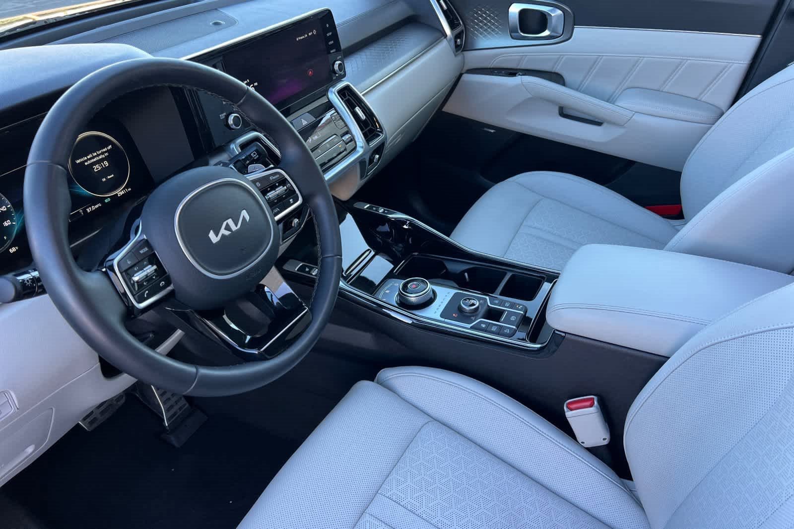 Used 2023 Kia Sorento SX Prestige image 12