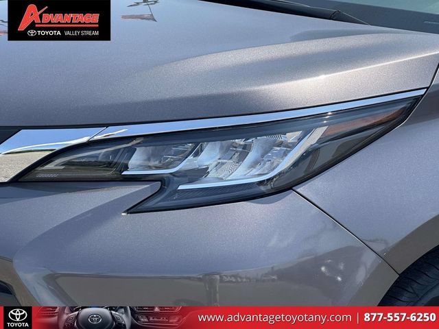 Used 2021 Toyota Sienna XLE AWD/4WD image 10