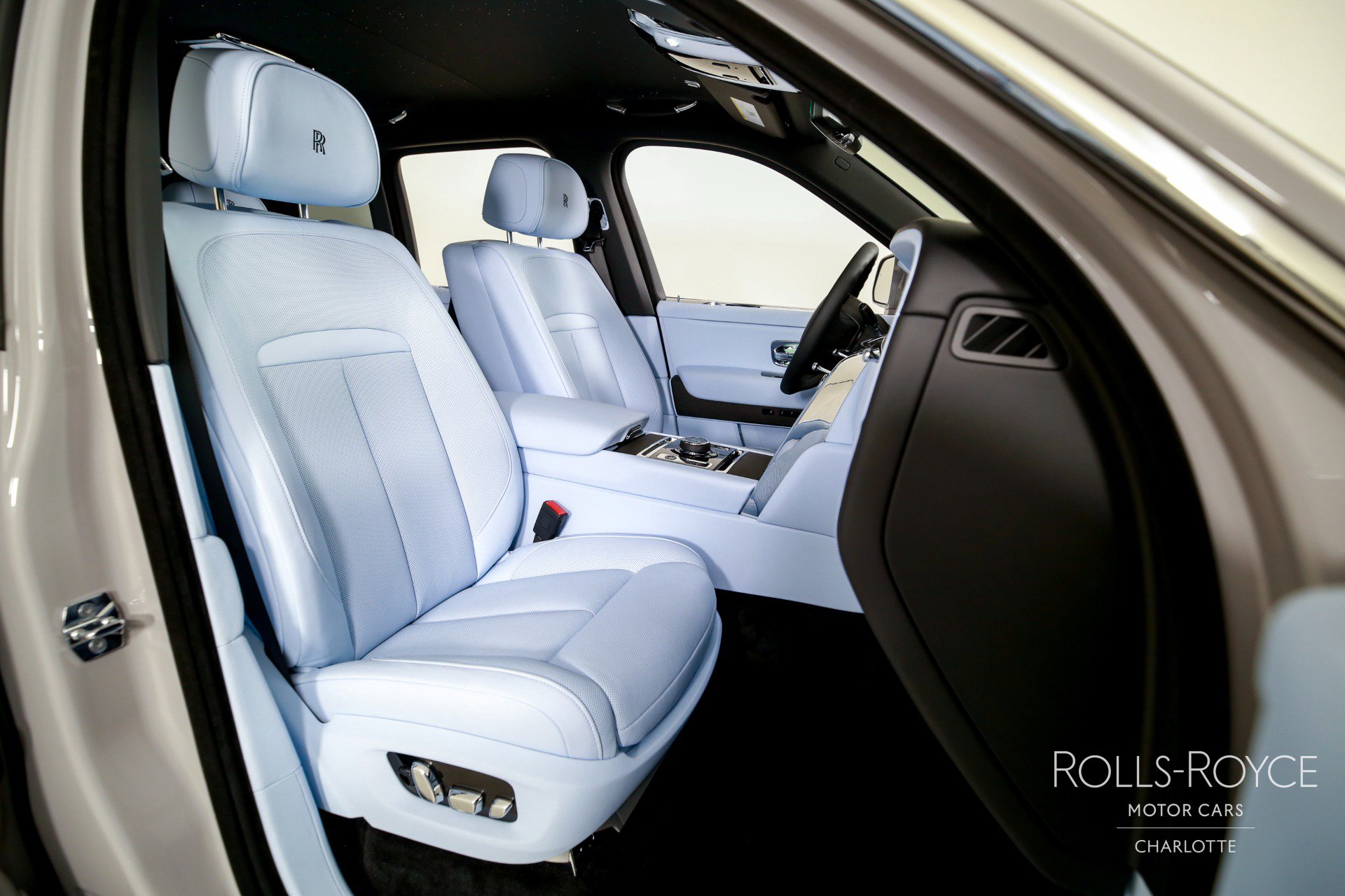 New 2026 Rolls-Royce Cullinan image 34