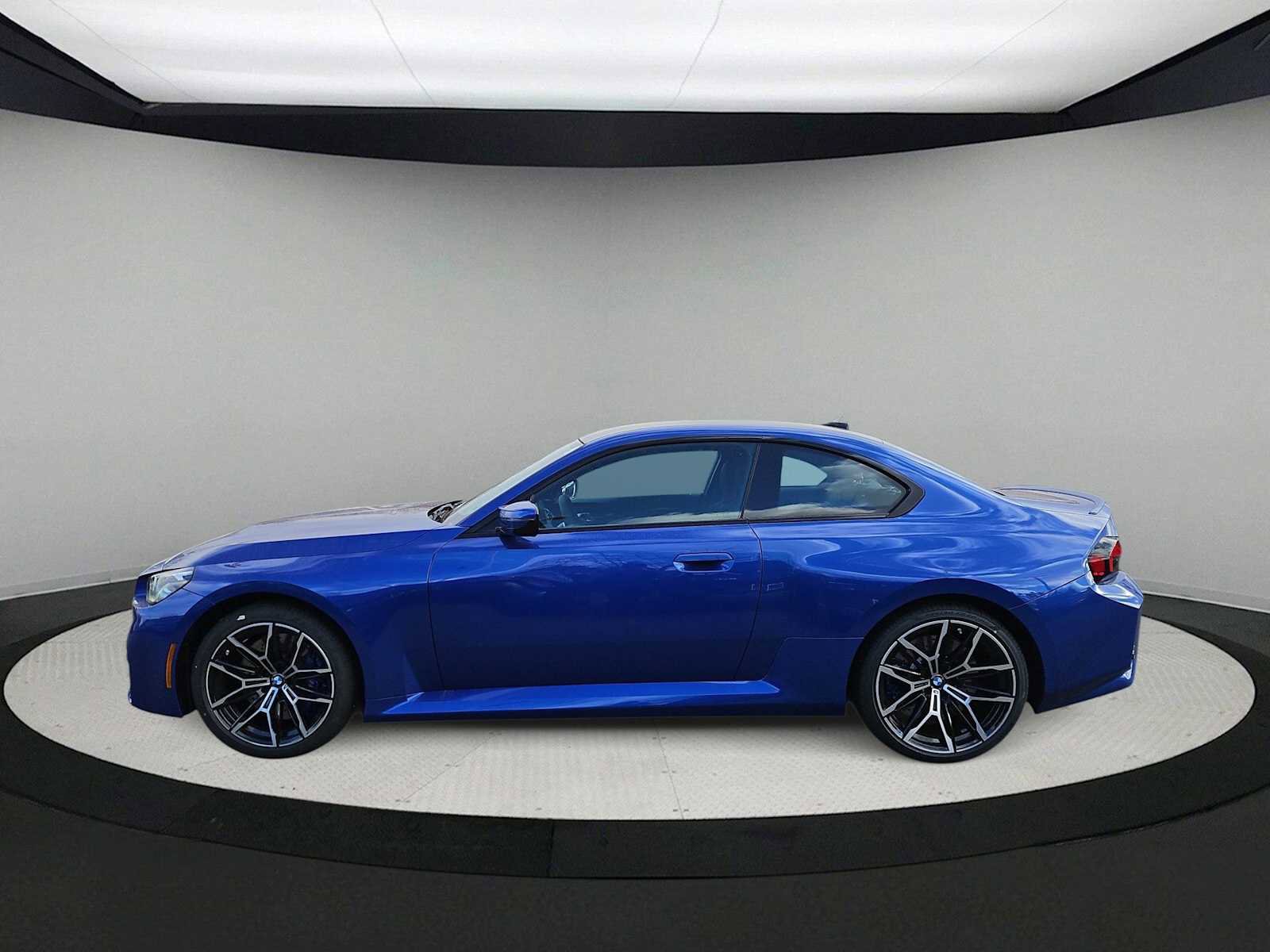 New 2026 BMW M2 w/ Lighting Package image 5