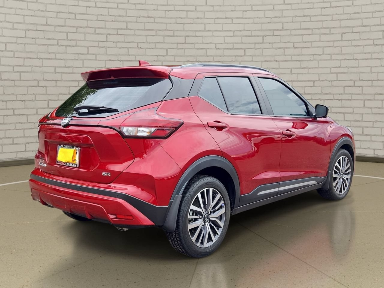 Certified 2024 Nissan Kicks SR FWD image 5