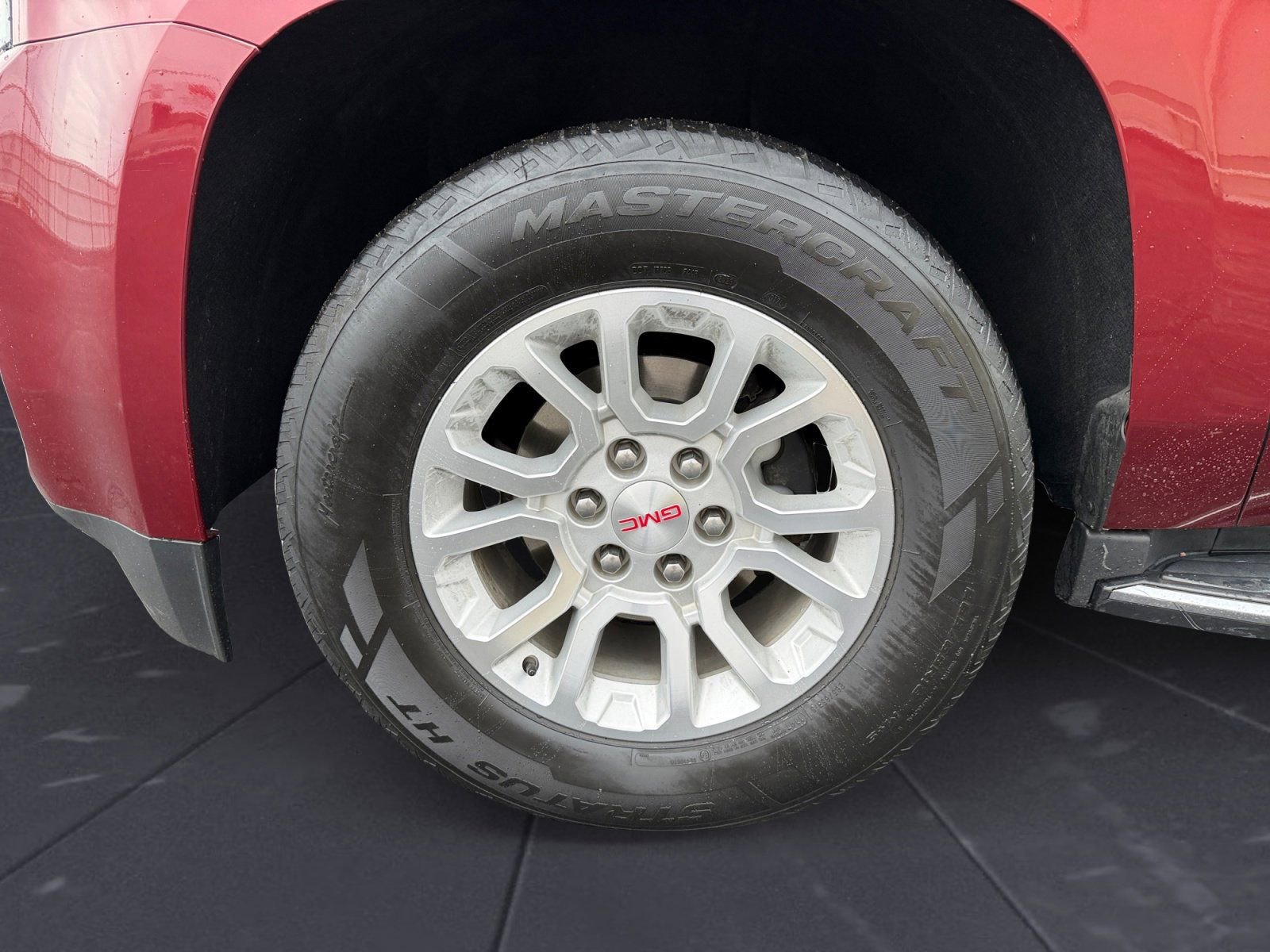 Used 2020 GMC Yukon SLT image 14