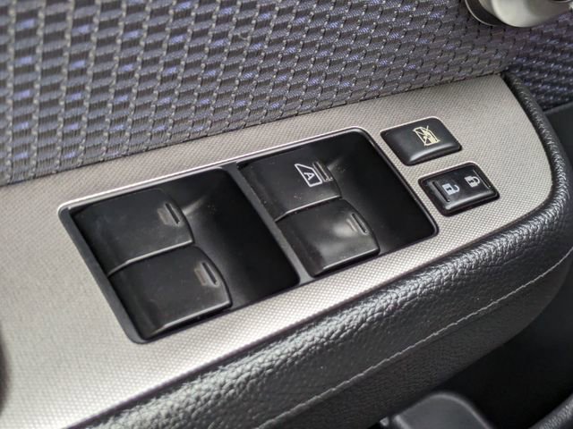 Used 2008 Nissan Versa SL w/ Convenience Pkg image 21