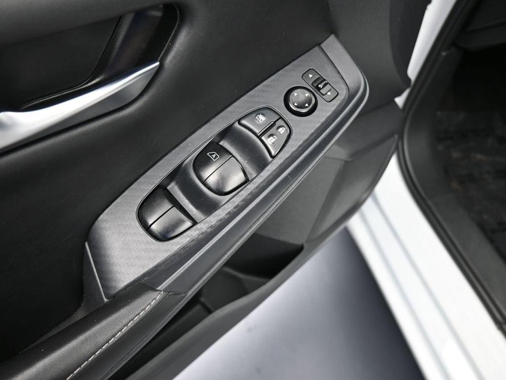 Used 2023 Nissan Sentra SV image 13