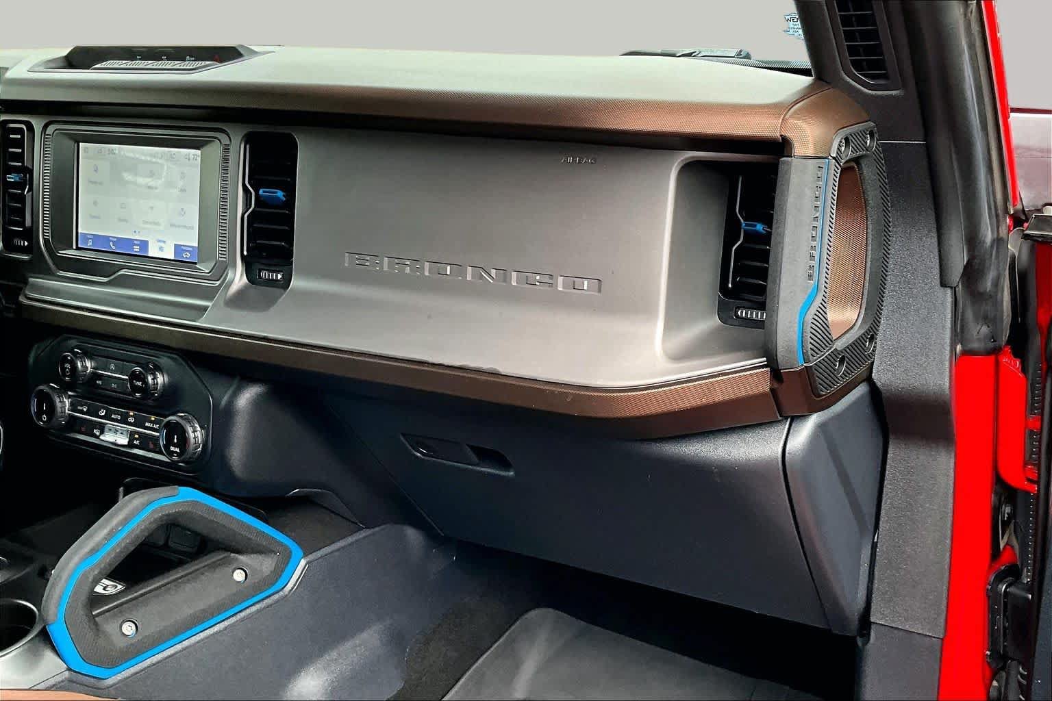 Used 2022 Ford Bronco Outer Banks AWD/4WD image 21