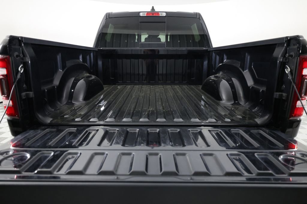 Used 2023 RAM 1500 Laramie AWD/4WD image 7