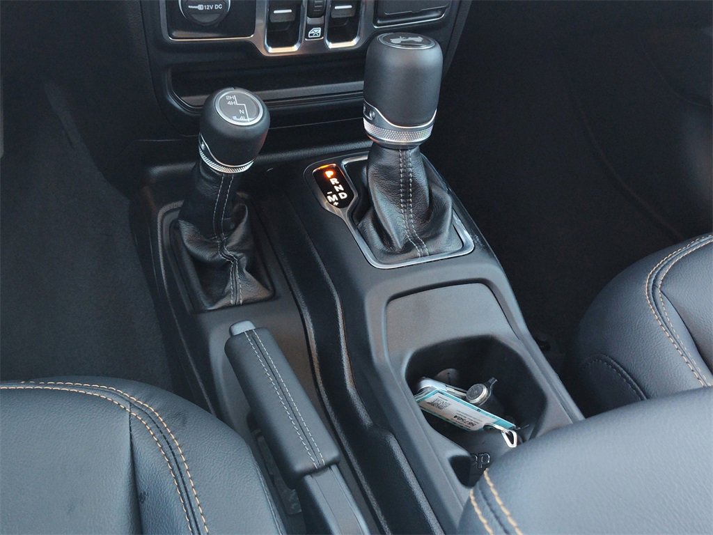 Used 2024 Jeep Wrangler Sahara w/ Technology Group image 28