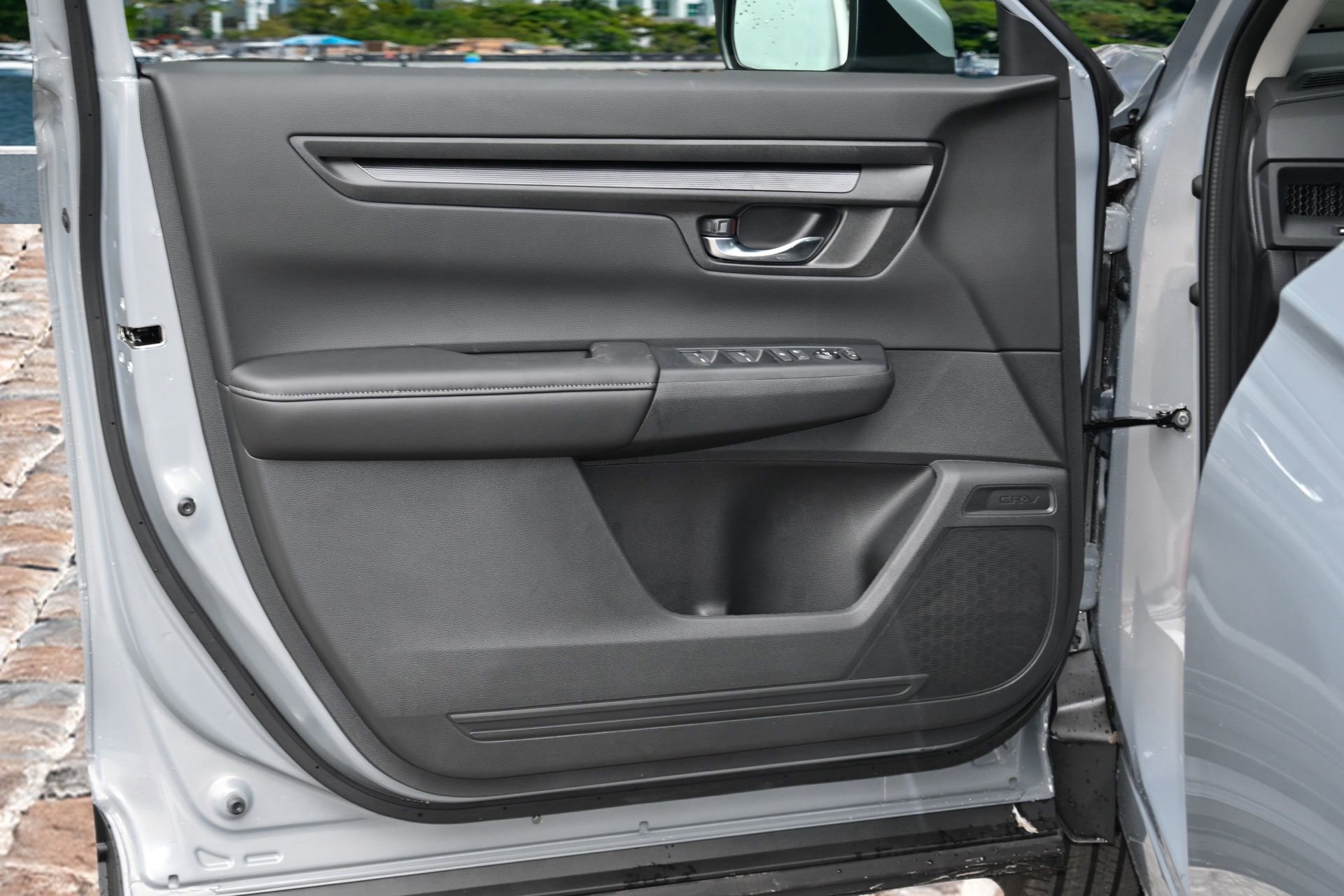 New 2025 Honda CR-V LX image 10