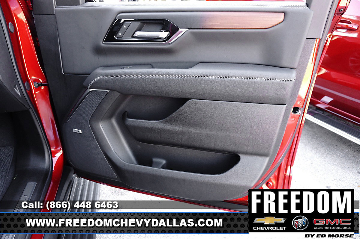 New 2025 GMC Yukon XL Denali w/ Denali Reserve Package image 42