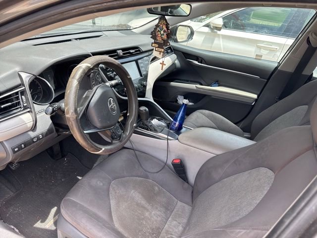 Used 2020 Toyota Camry LE FWD image 28