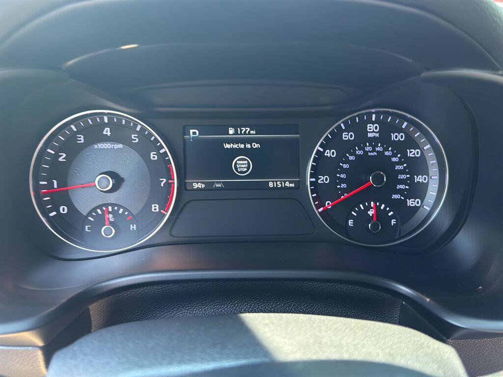 Used 2023 Kia Forte GT-Line w/ GT-Line Premium Package FWD image 3