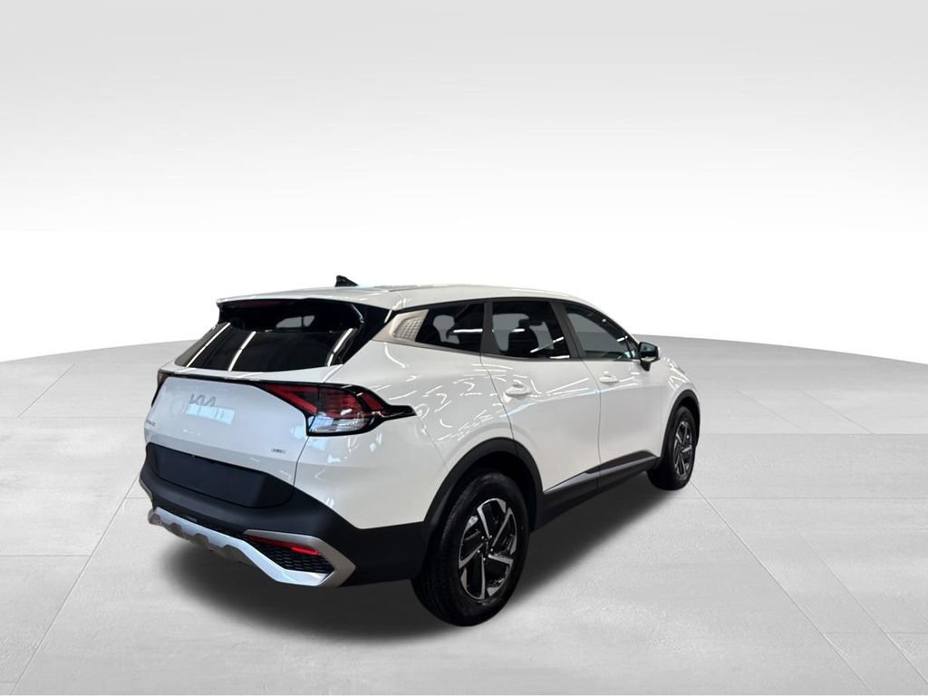Certified 2023 Kia Sportage LX AWD/4WD image 32