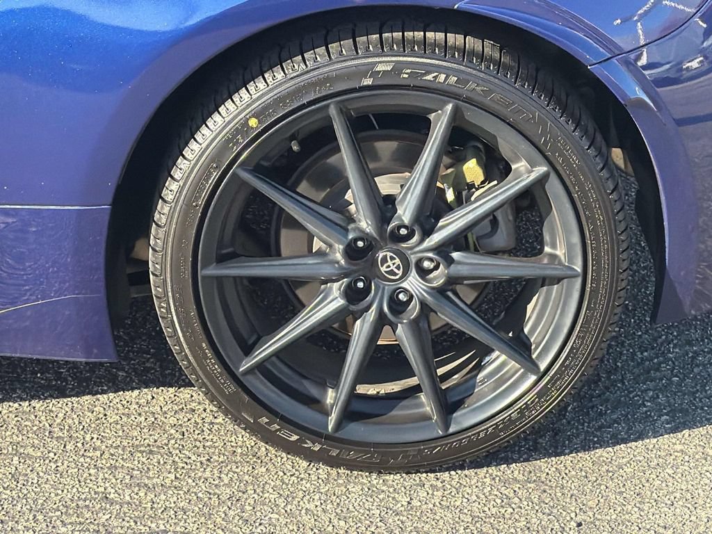 Used 2022 Toyota GR86 Premium RWD image 7