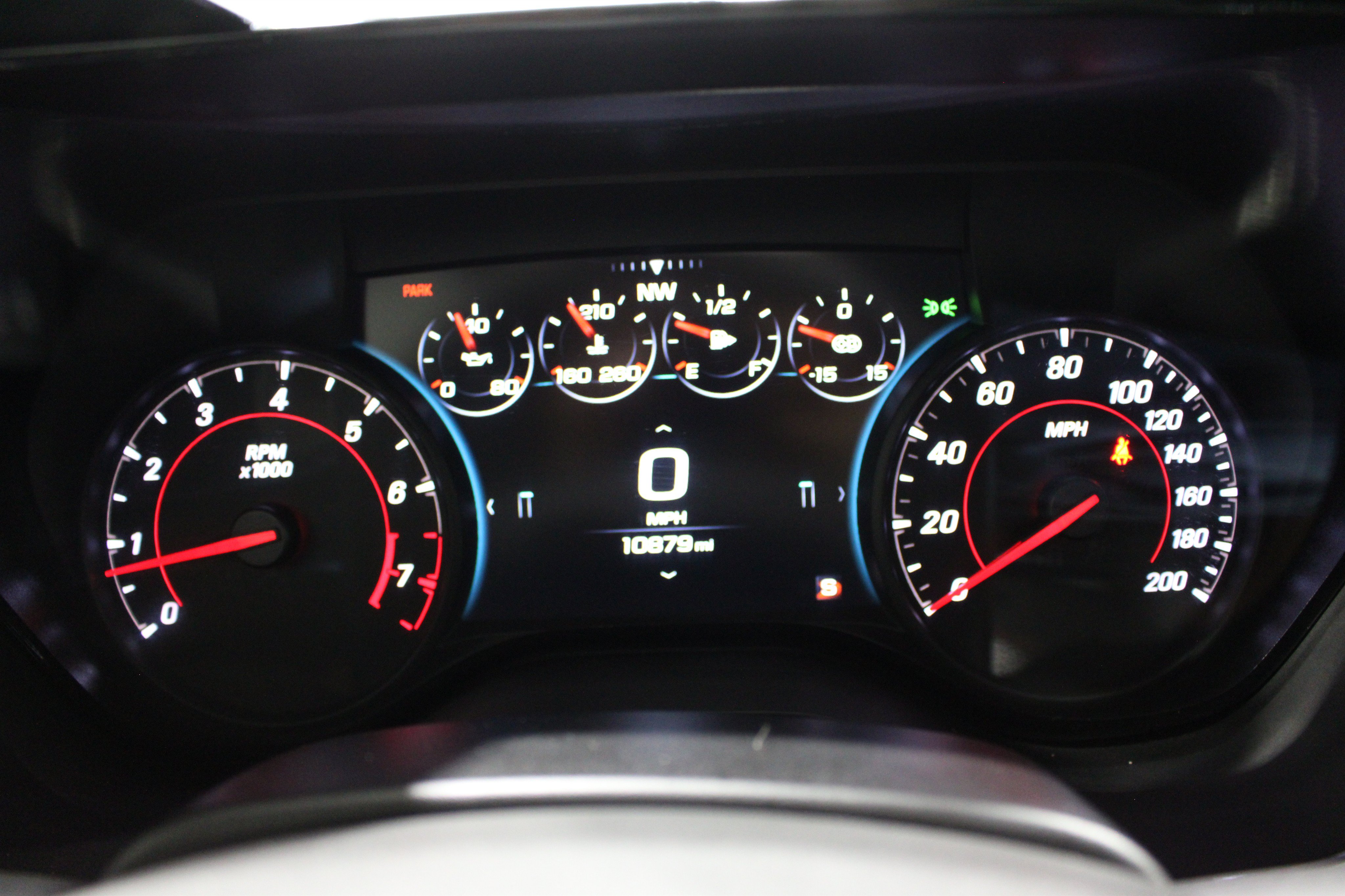 Used 2017 Chevrolet Camaro ZL1 RWD image 15