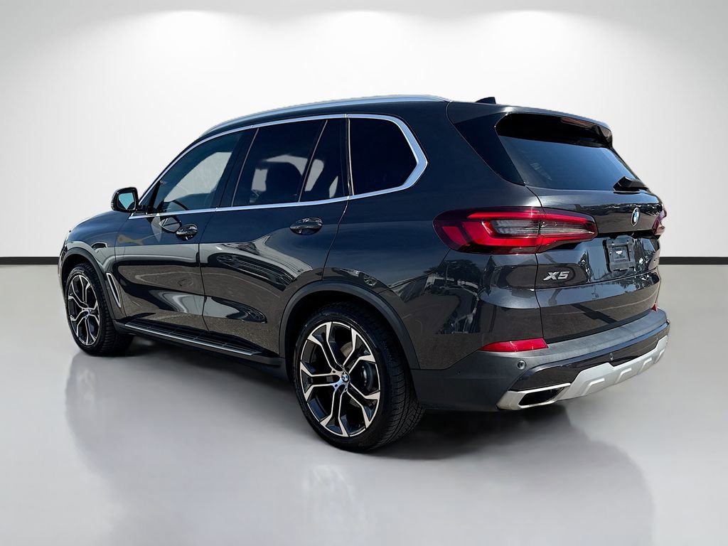 Used 2021 BMW X5 xDrive40i w/ Premium Package image 5
