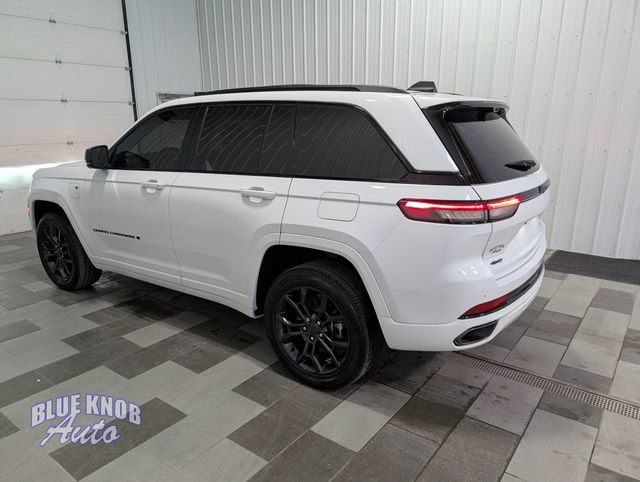 Used 2023 Jeep Grand Cherokee 30th Anniversary AWD/4WD image 2
