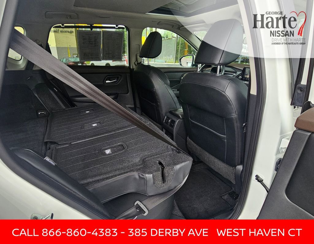 Certified 2022 Nissan Rogue SV w/ SV Premium Package image 45