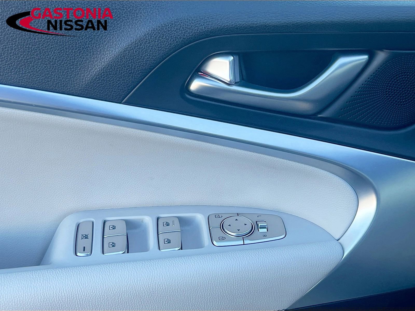 Used 2024 Genesis G70 2.5T image 23