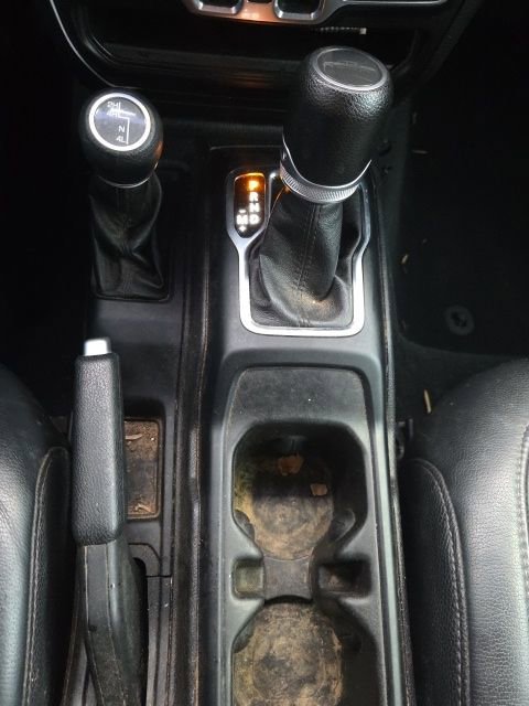 Used 2021 Jeep Gladiator Willys image 28