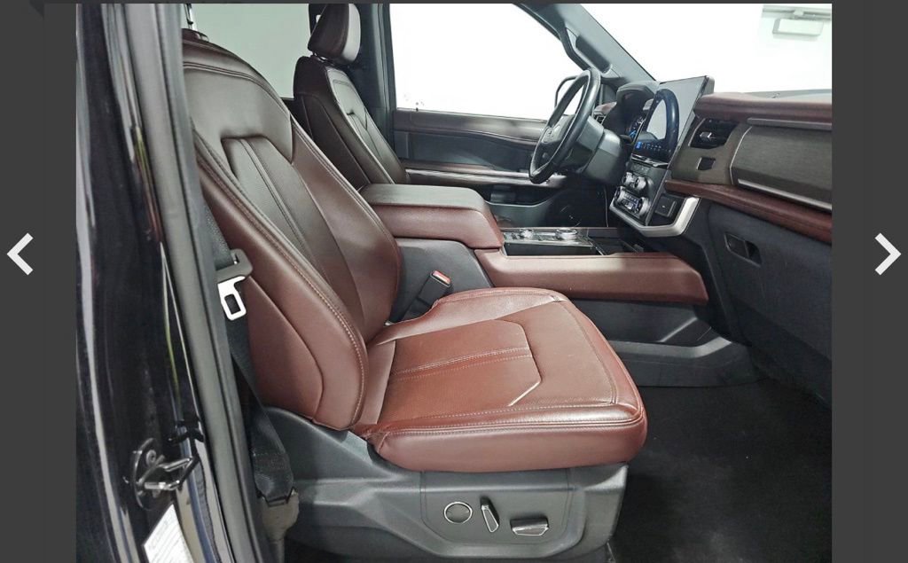 Used 2024 Ford Expedition Max Limited image 10