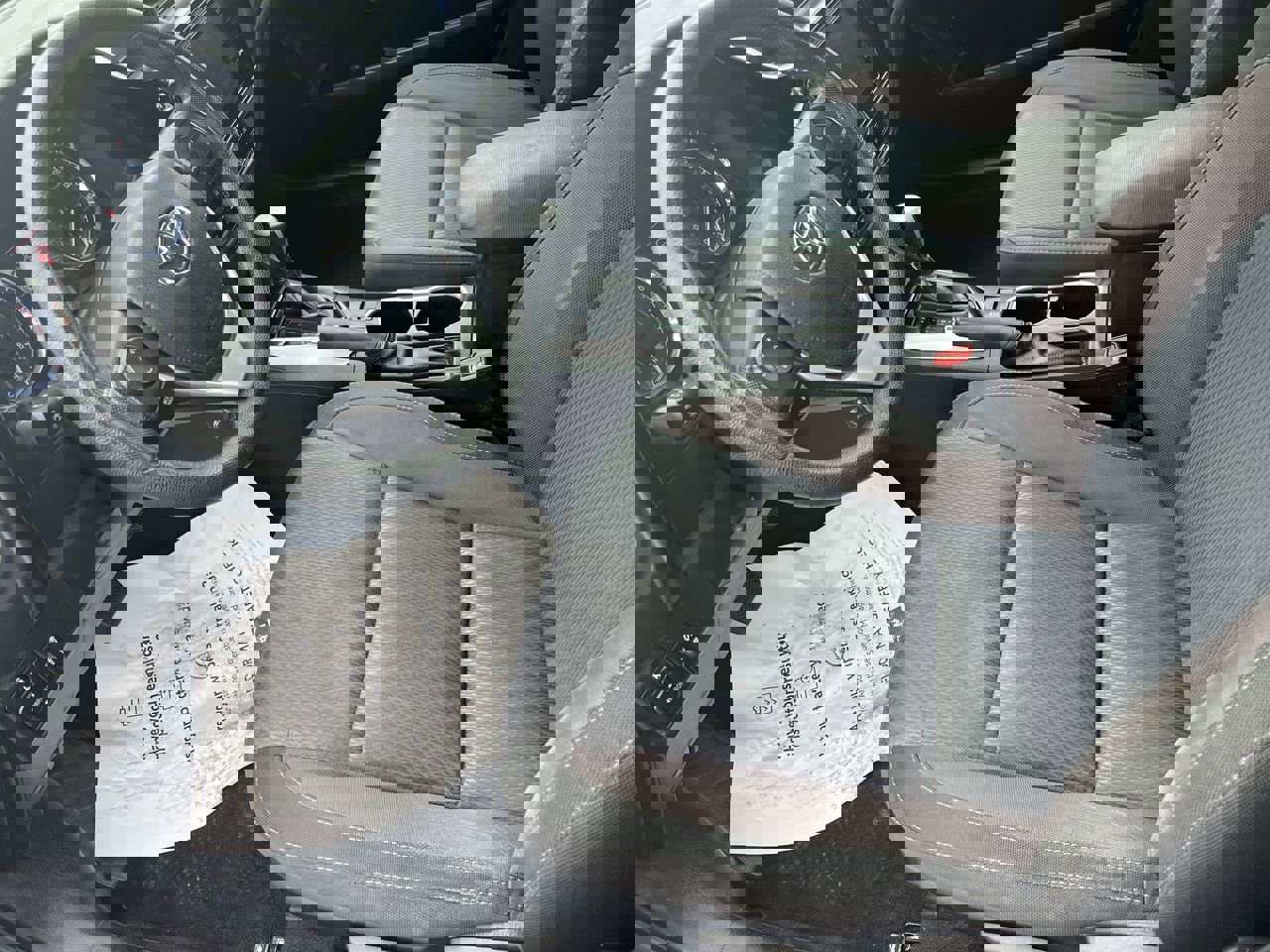 Used 2017 Toyota Corolla LE FWD image 16