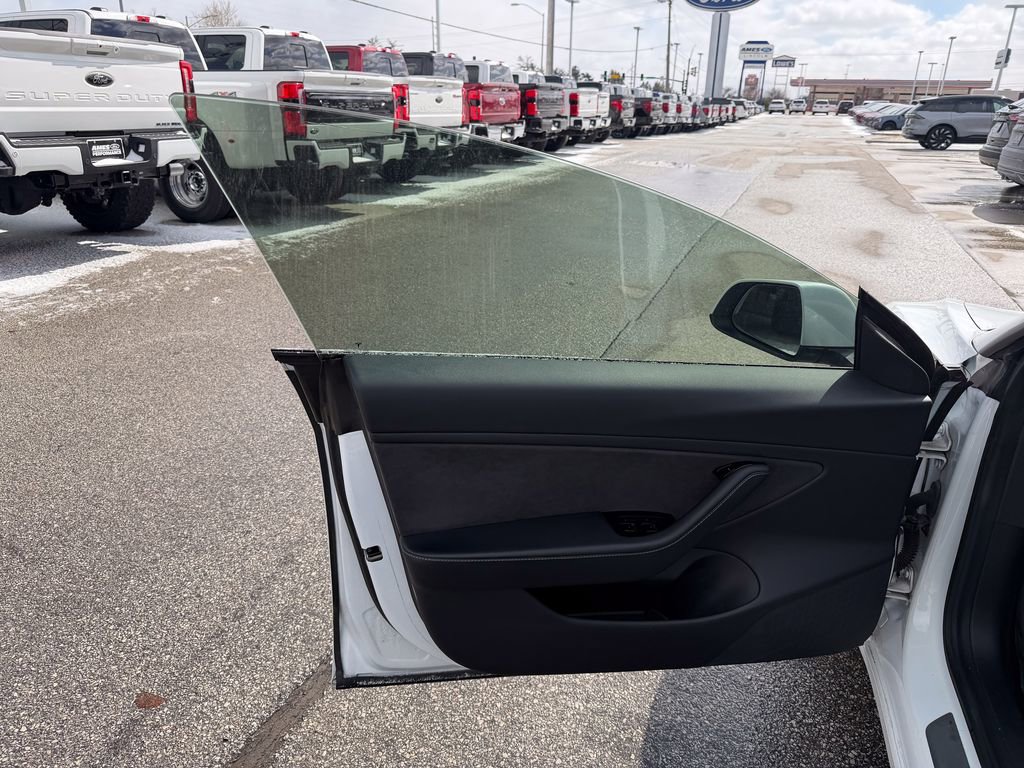 Used 2020 Tesla Model 3 Long Range image 11