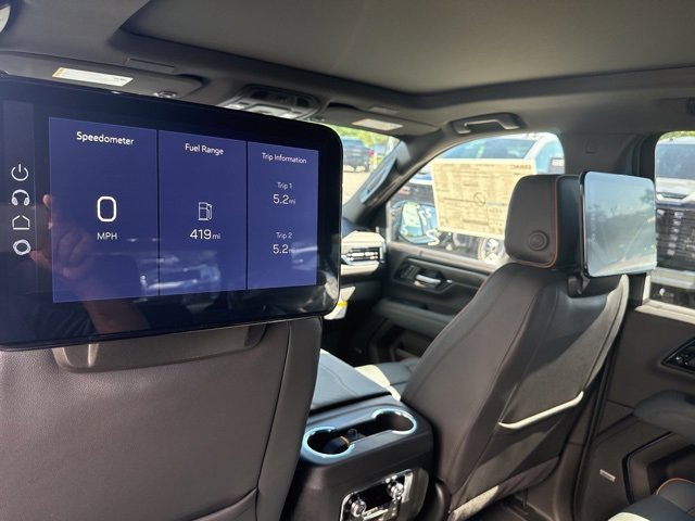 New 2025 GMC Yukon XL AT4 w/ AT4 Premium Plus Package image 27