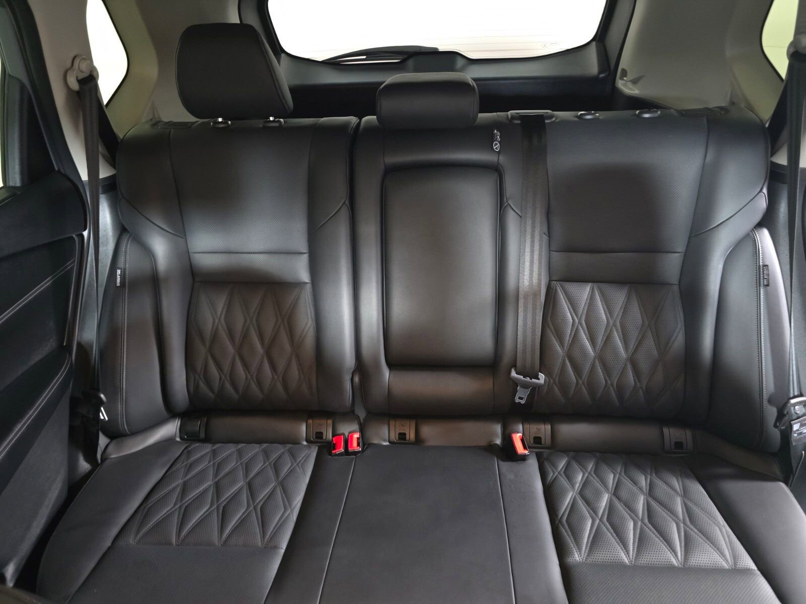 Used 2024 Nissan Rogue Platinum w/ Platinum Premium Package image 17