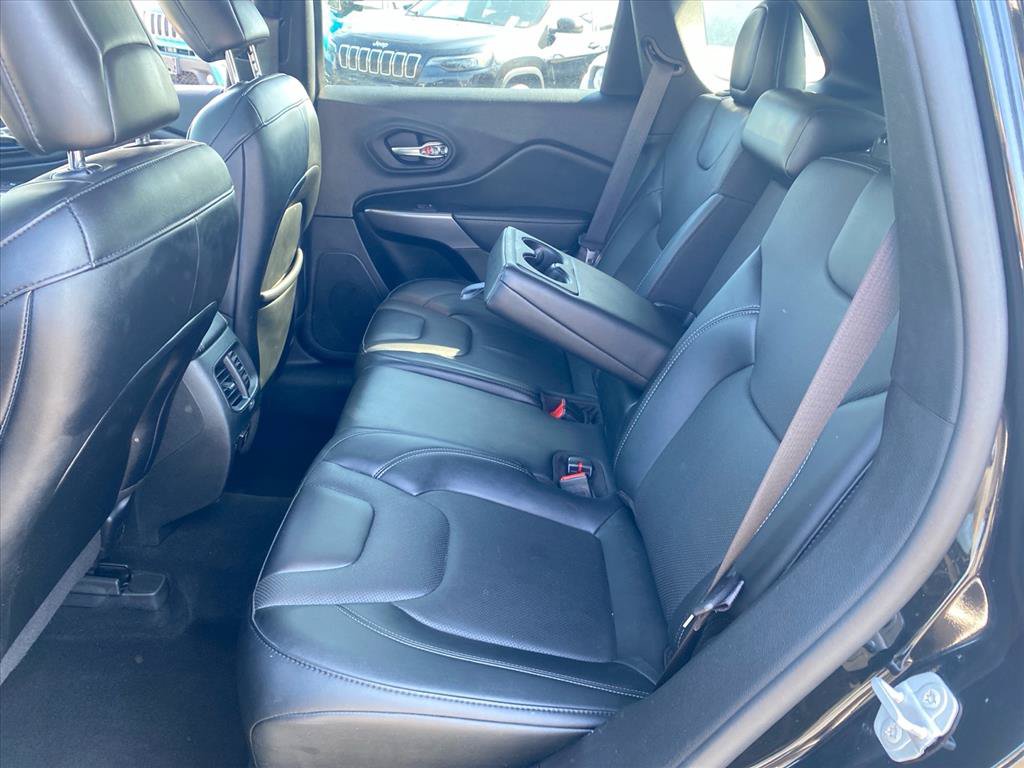 Used 2022 Jeep Cherokee Limited AWD/4WD image 23