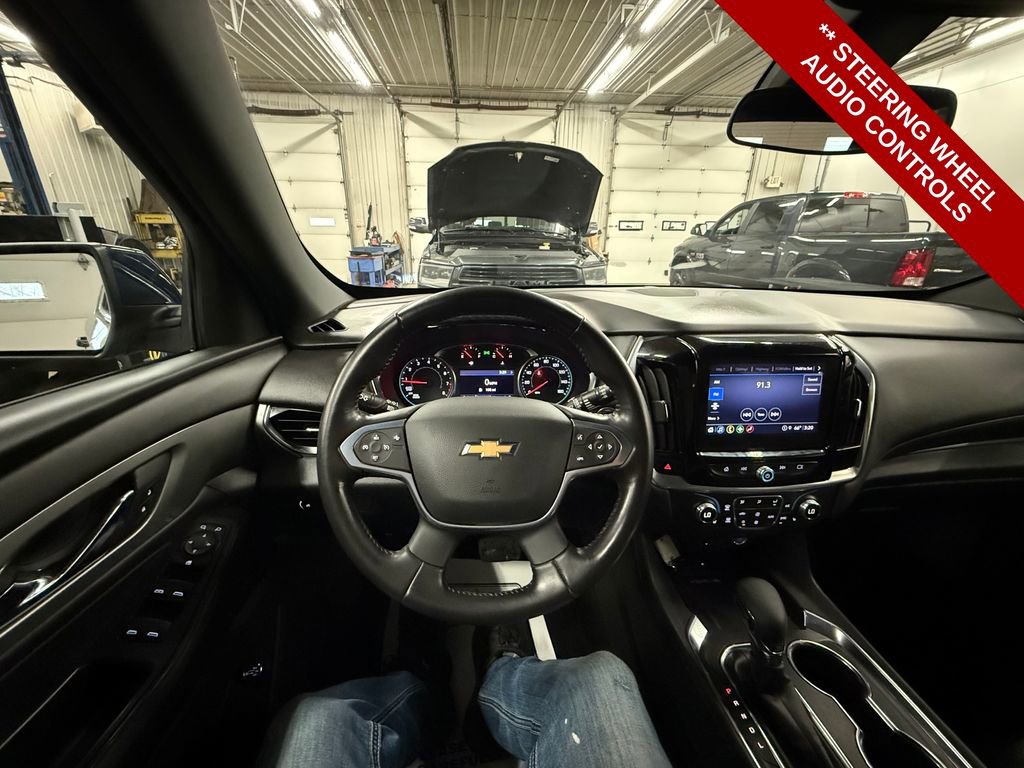 Used 2022 Chevrolet Traverse LT AWD/4WD image 15