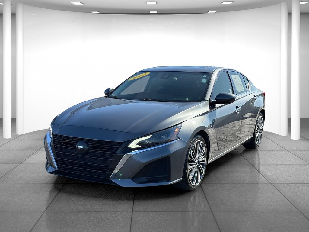 Used 2023 Nissan Altima 2.5 SL FWD image 3