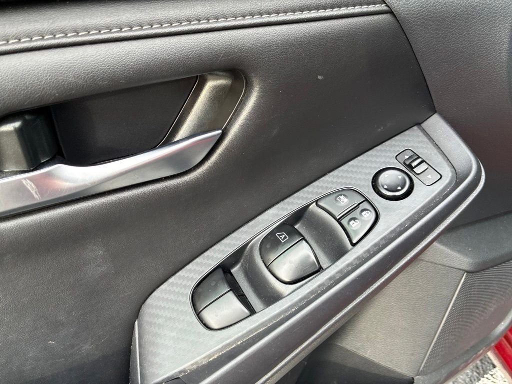 Used 2024 Nissan Sentra SV FWD image 14