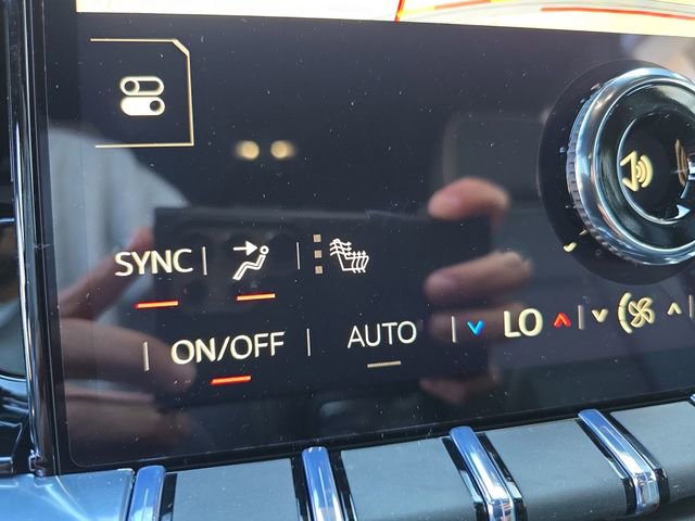 New 2026 GMC Yukon Elevation image 21