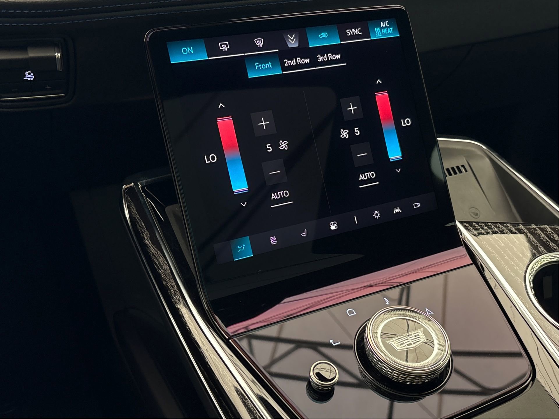 New 2025 Cadillac Escalade IQ Sport 1 w/ Smart Trailering package image 27