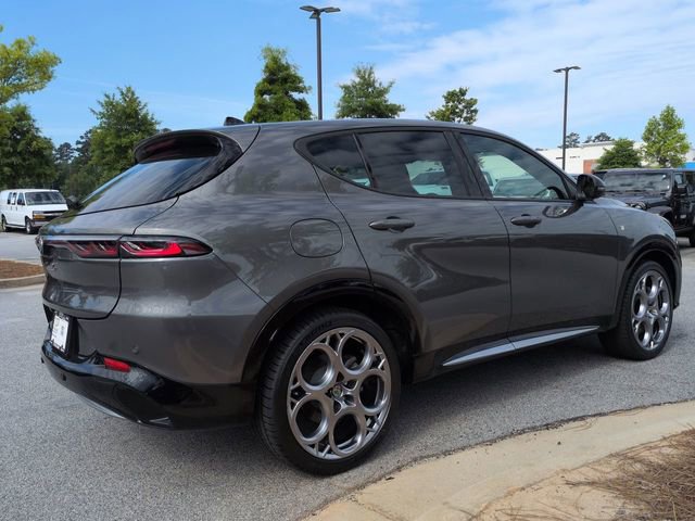Used 2024 Alfa Romeo Tonale Ti AWD/4WD image 4