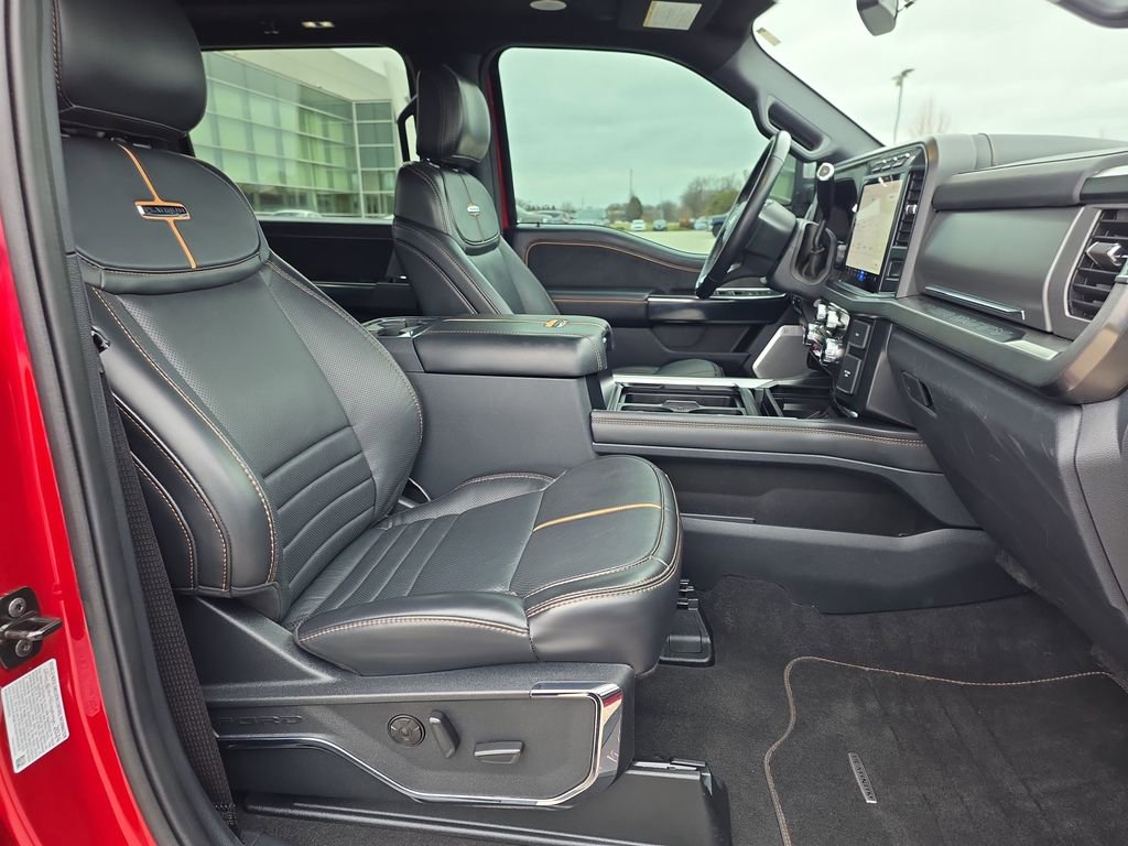 Used 2024 Ford F250 Platinum w/ FX4 Off-Road Package image 20