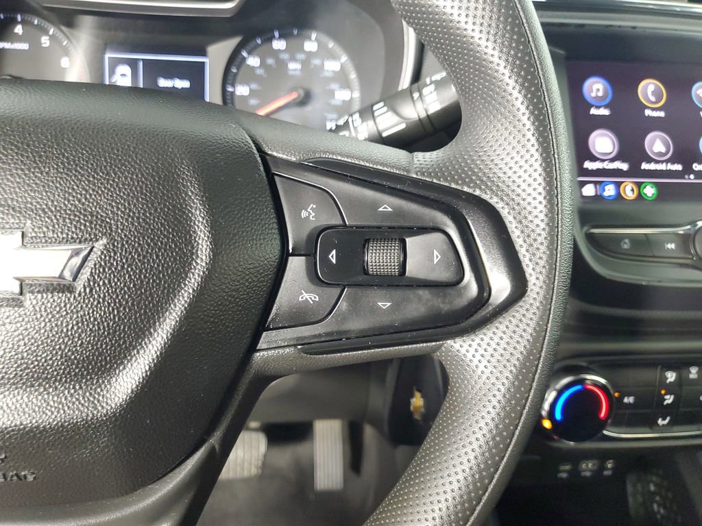 Used 2023 Chevrolet TrailBlazer LS w/ LPO, Blackout Package FWD image 23