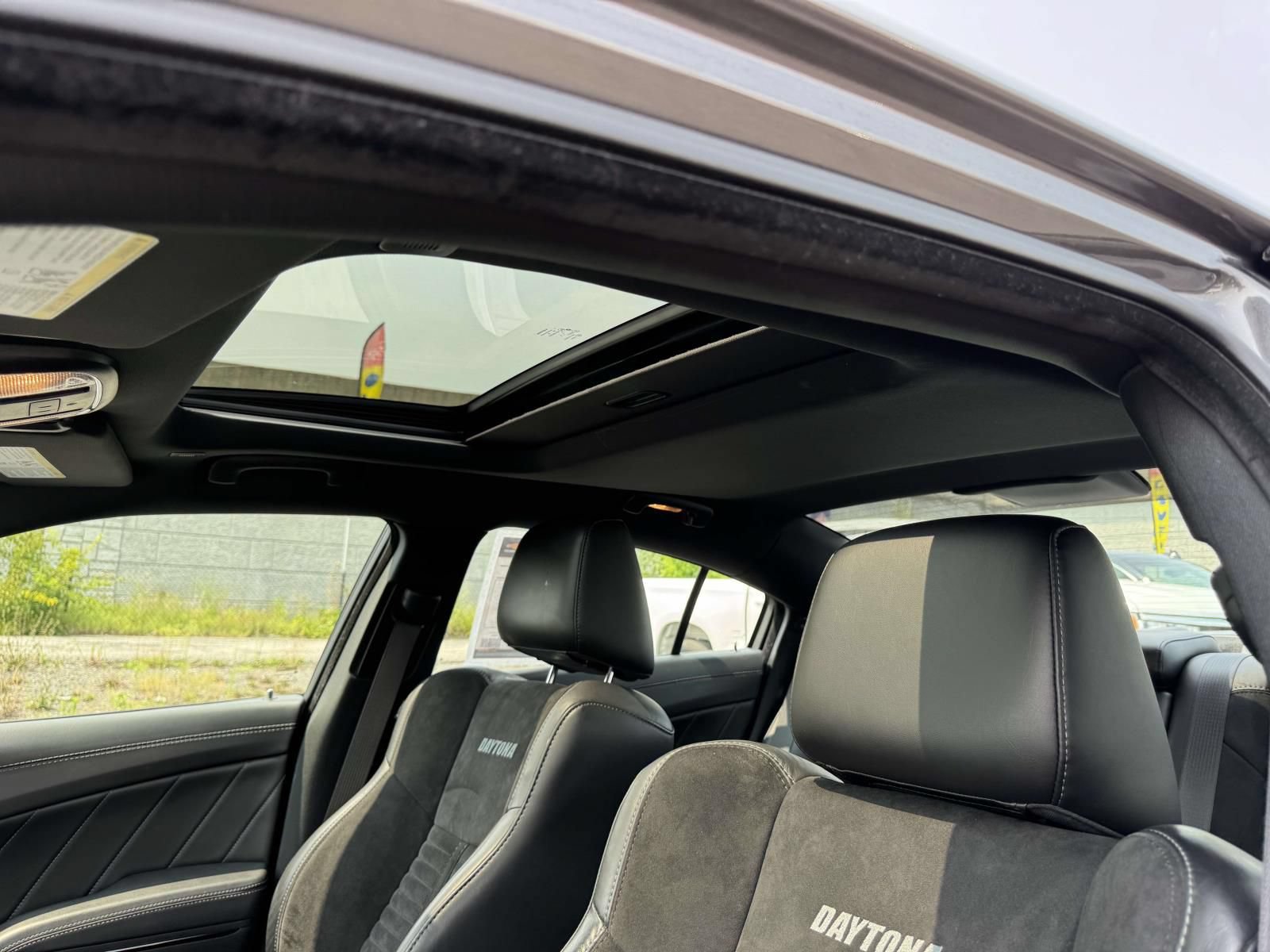 Used 2023 Dodge Charger Scat Pack w/ Daytona Edition Group RWD image 21