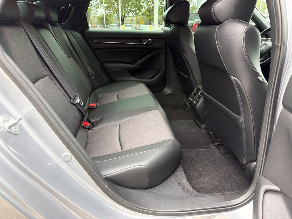 Used 2021 Honda Accord Sport image 14