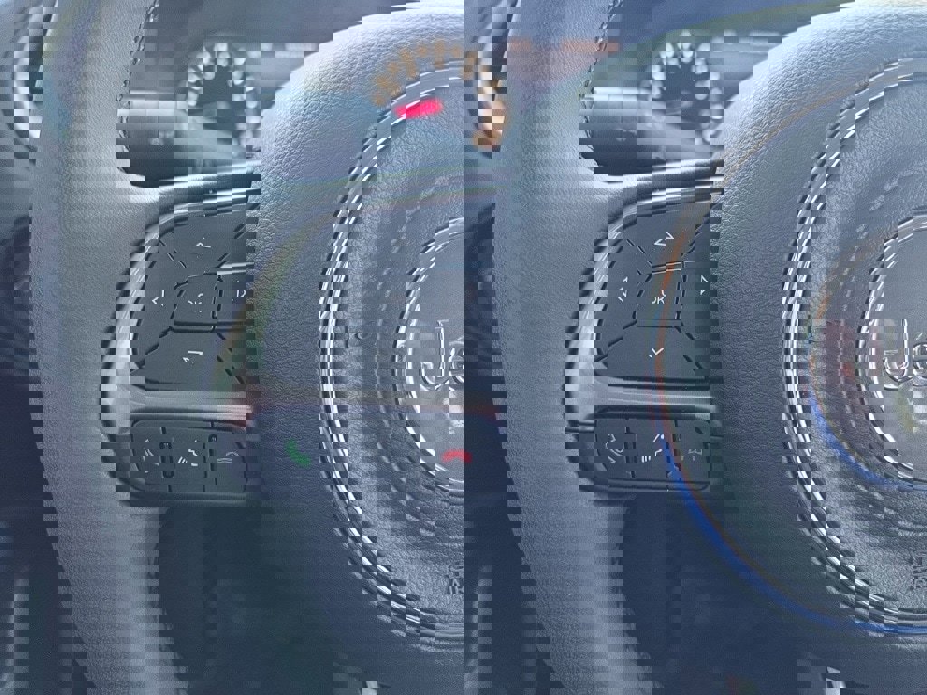 Used 2022 Jeep Renegade Latitude image 20